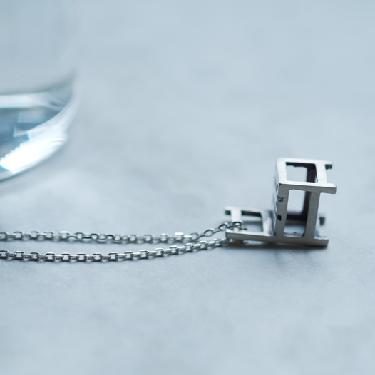 古びた 椅子 ミニチュア ネックレス シルバー925